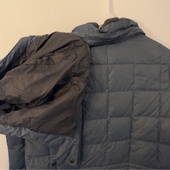 Eddie Bauer Altamira Down Parka Large - Picture 9 of 12